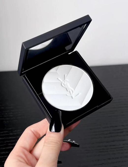 新品！YSL/圣罗兰大白饼皮革恒久定妆蜜粉饼 7.5g 持久控油00色号 商品图1