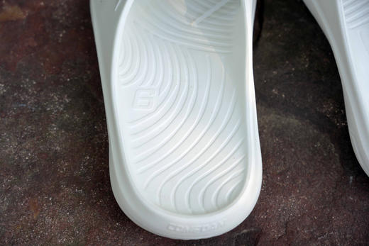 英雄联盟/LEAGUE OF LEGENDS与LiNing李宁联名款 防磨防滑人字拖鞋男女同款缓震回弹潮流拖鞋 商品图2