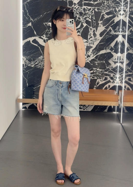 814-8 有钱人家小姐姐 减龄时髦 CE娃娃领背心 又乖又美 超细羊毛针织 商品图4