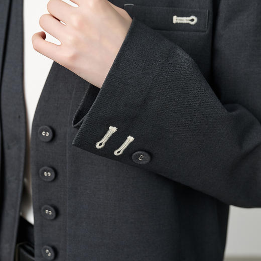 NEELLY纳俪商场同款秋季新款时尚高知感短外套女百搭随性西装外套N25084C04604 商品图2