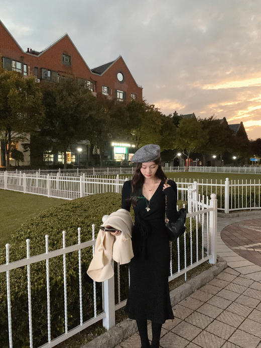 XS码  金蘑菇菇 爱丽丝舞曲 小黑裙组 /  年底战裙！内搭洋装 商品图7