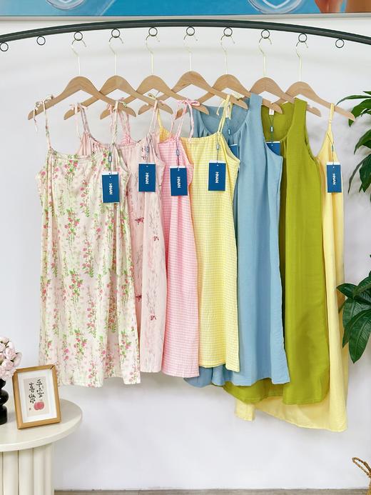 美到犯规🤩裸感舒适🍃【HNAN云朵棉带胸垫吊带睡裙度假裙高级感睡衣】 开团价低至💰39‼️ 八种睡裙款式可选✨ 环保又高级！ ✅带胸垫设计🙈防凸点不走光，⁩穿上不想脱💯 商品图0