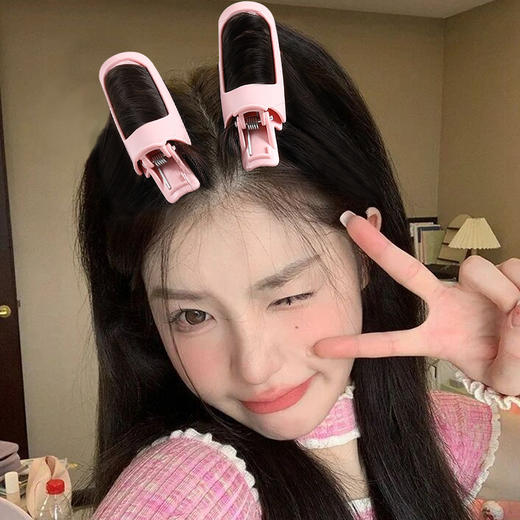 【头发蓬松器！发饰刘海夹】蓬松器头顶卷发筒、惊艳刘海，让你成为颠覆视觉的焦点。匠心打造，高颅顶垫发根蓬松夹 商品图0