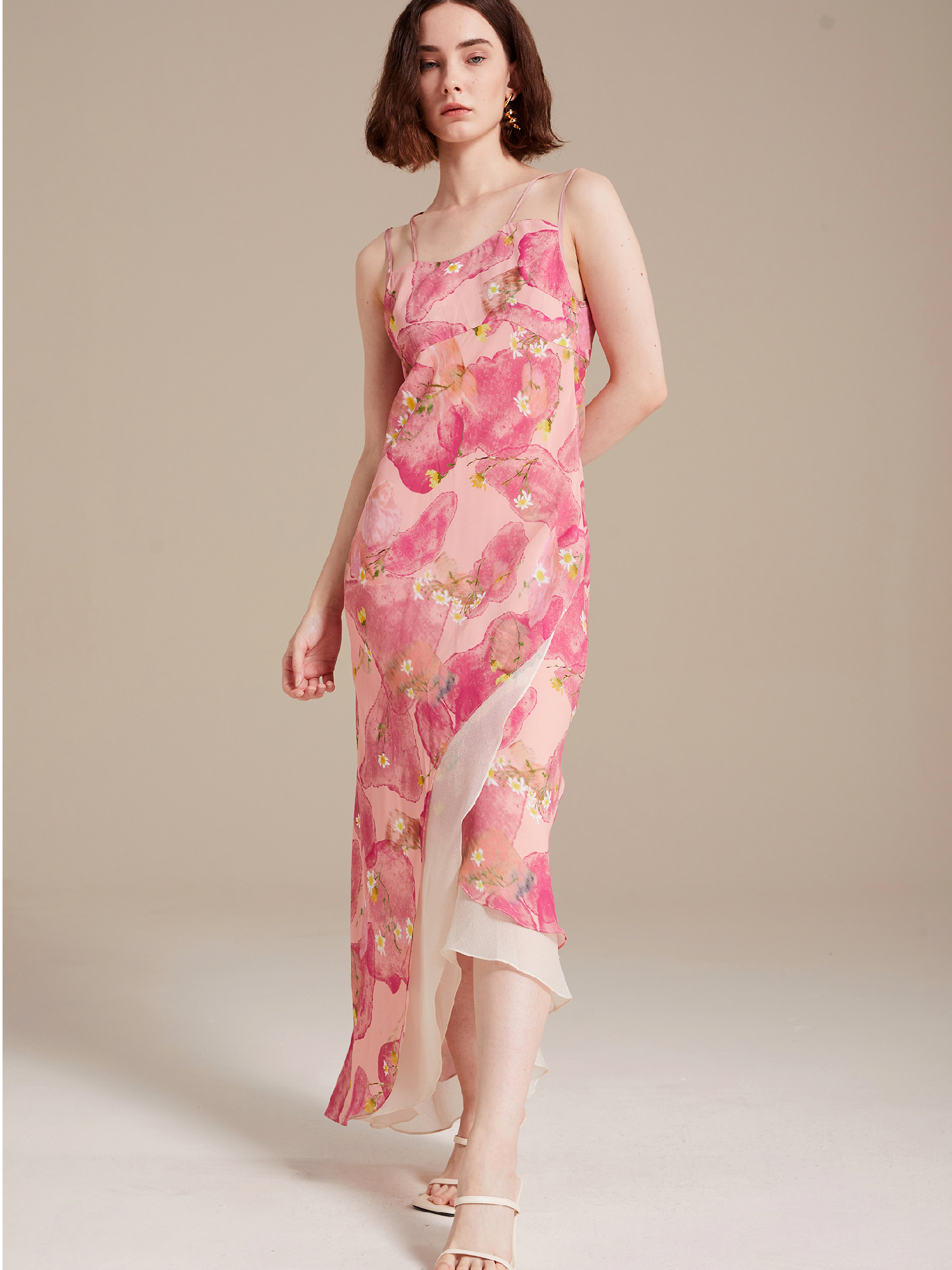 火山雏菊印花细吊带裙