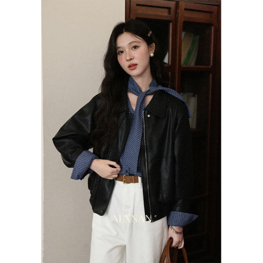 鹿向南「松露秘语」蓝色格子V领衬衫女初秋气质法式宽松显瘦上衣 商品图2