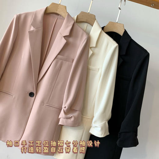 ♥️清！！原价179醋酸外套❗️清79❗️断色断码严重！西装控最爱🌷高阶通勤❗️时髦褶艺七分袖西装！  ✅立体剪裁，收腰的设计，显瘦不会紧绷，匠心品质！春夏西装刚好适合过渡期！ 商品图5