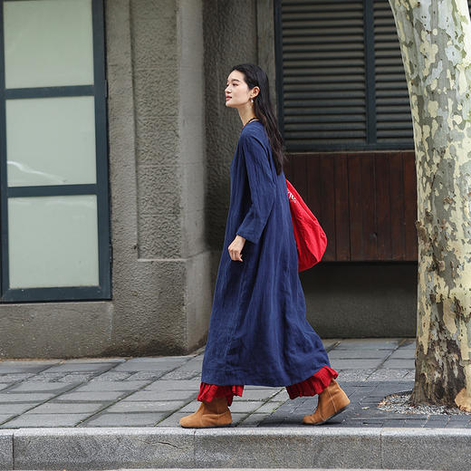 绽放旅行女装506朵/亚麻提花V领插肩文艺长袖气质连衣裙秋季新款 商品图3