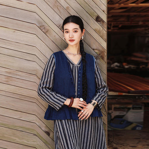 绽放旅行女装487朵/人字纹双色色织亚麻休闲无袖马甲外搭上衣叠穿 商品图0