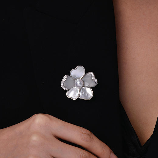 Manreya 珍珠胸针系列，天然淡水珍珠，多种款式可选，可搭配多种服饰 商品图5