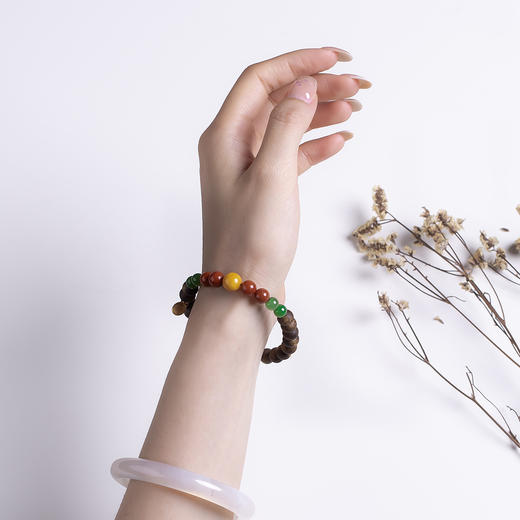 xy0531沉香+蜜蜡南红碧玉手串 商品图10