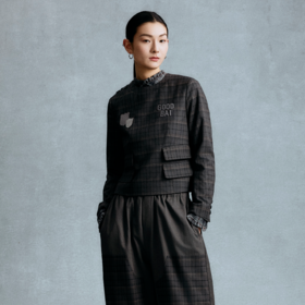 GOODBAI logo徽章剪影贴布绣格纹正肩圆领长袖上衣