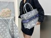迪奥 Book Tote 梦幻之夜托特中号（LZ*MM） 商品缩略图5