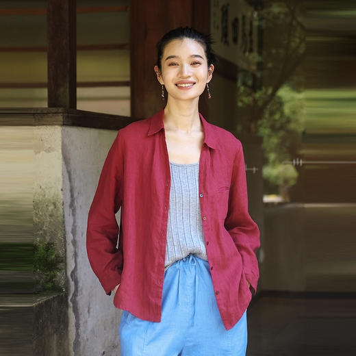 绽放旅行女装481朵/砂洗亚麻翻领V领松弛感长袖衬衫秋新款上衣女 商品图1