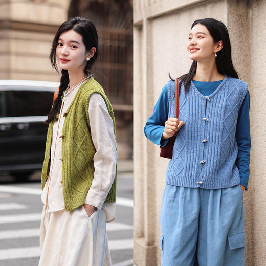 绽放旅行女装482朵/丝落绵美利奴羊毛点子纱绞花毛织马甲外搭叠穿 商品图0