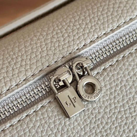 原价399特惠福利LP19真皮饭盒包081507 商品图7