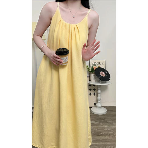 美到犯规🤩裸感舒适🍃【HNAN云朵棉带胸垫吊带睡裙度假裙高级感睡衣】 开团价低至💰39‼️ 八种睡裙款式可选✨ 环保又高级！ ✅带胸垫设计🙈防凸点不走光，⁩穿上不想脱💯 商品图3