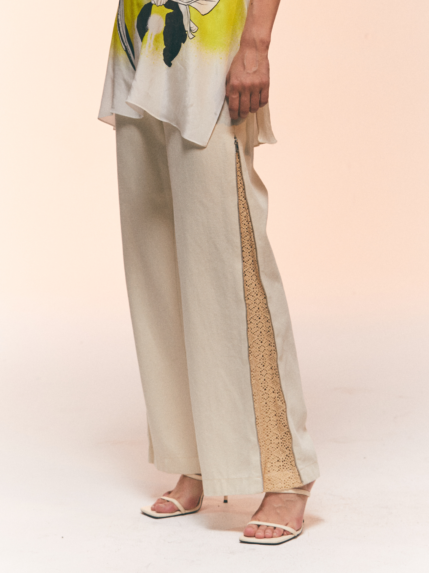 可开合棉质蕾丝侧边仔裤