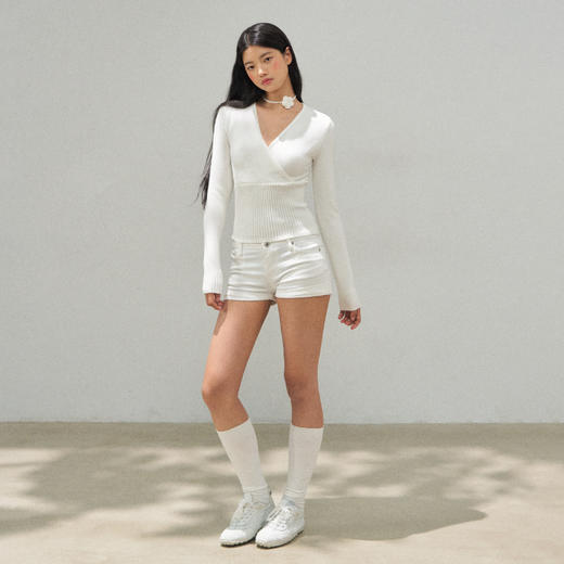 Ariseism 美式复古设计感白色长袖毛衣女秋季新款修身上衣 商品图4