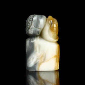 孤品017130-昌化石五彩荷钮随形章-3.4*2.3*5.7cm