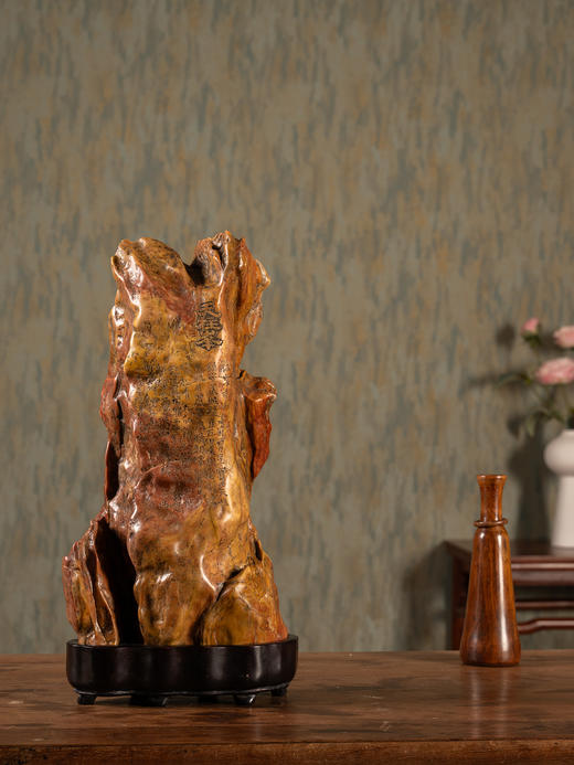 清	魏戫款彩灵璧石天柱峰山子 赏石（红木座） 商品图2