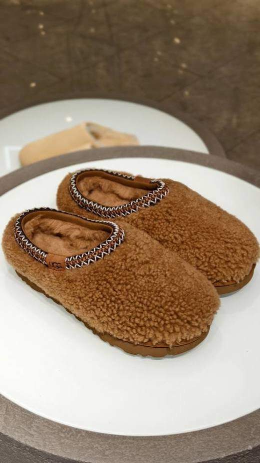 【爆款】2楼UGG卷毛便鞋  吊牌价1199 商品图1