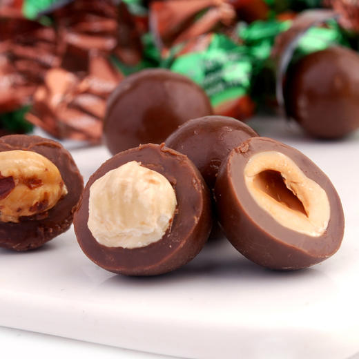 【中欧班列精选】WWJ俄罗斯糖果 原装进口巧克力榛子仁糖500g/袋 商品图5