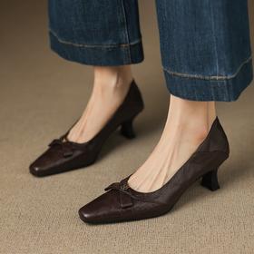 【预售5天】真皮复古蝴蝶结一脚蹬浅口单鞋女英伦风山茶花通勤小皮鞋DJ&GX7600