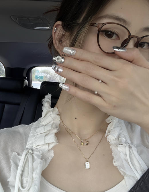 🤩谁能拒绝专属自己星座的守护项链呀❗️❗️  【1990独家定制设计】深海贝母＋星座浮雕，‎阳光下折射银河光芒💫 商品图8