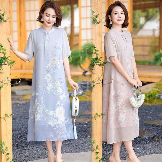 C2953时尚洋气彩绘妈妈夏装新中式国风连衣裙雪纺遮肚显瘦中老年女装潮 商品图3