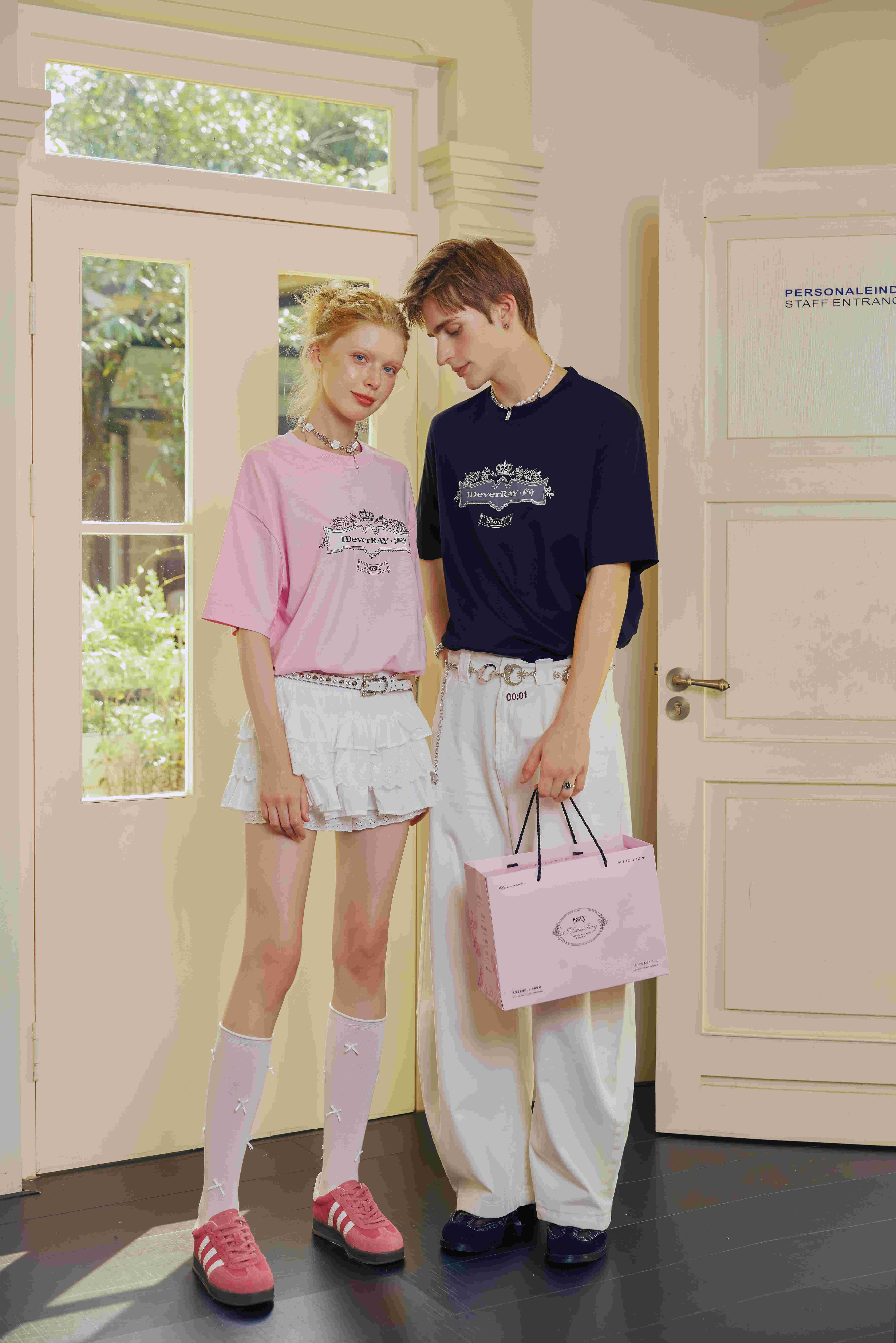 明星同款法式浪漫微宽松T恤轻奢高级感短袖T恤