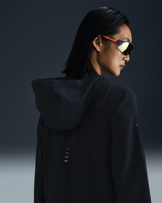 Nike 耐克Swift Repel 女子拒水可收纳跑步夹克防晒衣HQ0651-010 商品图1