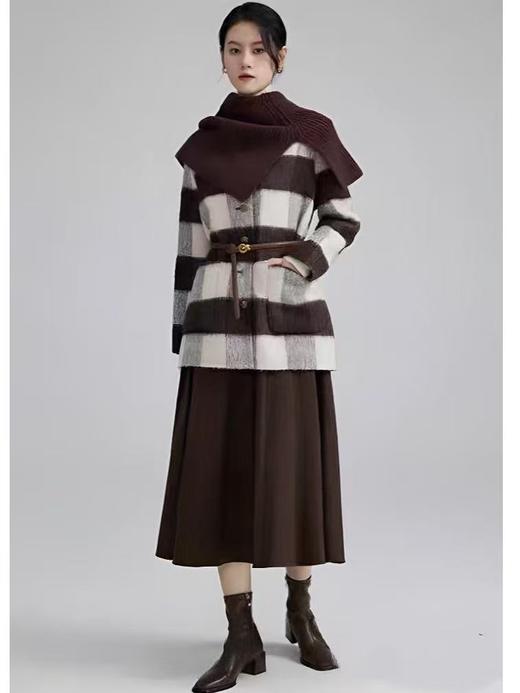 【高端系列】305款90%高支丝光羊毛➕苏丽绒格子双面尼大衣-喜出 商品图0