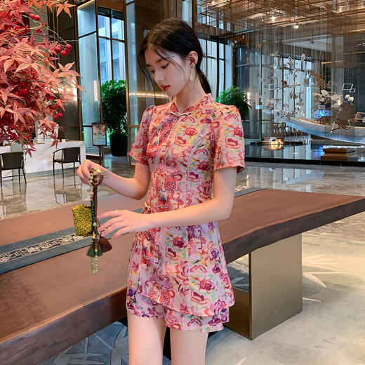 【清仓超15天不保价】奢姿大码女装2025夏季复古气质两件套胖妹妹时尚开衩小立领套装9952969851【1】 商品图1