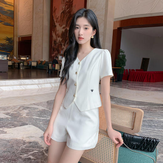奢姿大码女装2026夏季气质V领两件套胖妹妹百褶设计时尚通勤套装9952990665 商品图1