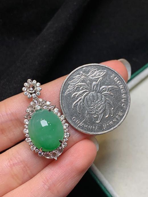 蛋面翡翠吊坠 商品图3