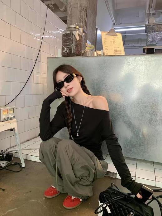 【GZ】无忧购韩系ins百搭休闲斜肩蝙蝠袖百搭上衣（配链条）8187（截单后3-5天发货) 商品图5