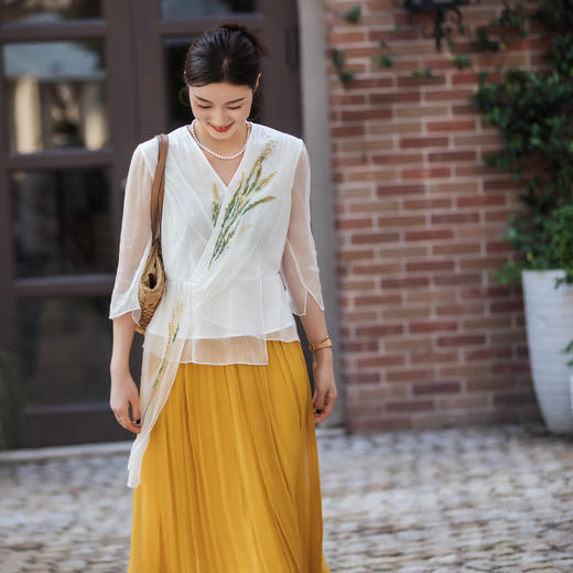 【林栖设计小店】（现货）【林栖推荐】麦穗金线真丝汉服交襟女早秋衬衣上衣 N1953305 商品图5
