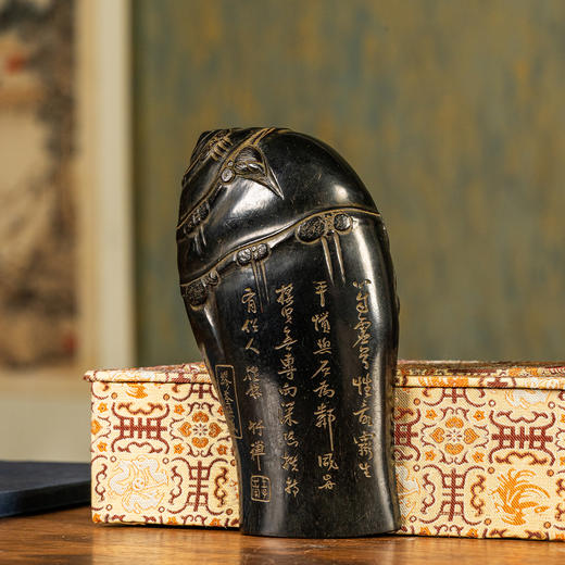 清	竹禅款缪荃孙藏紫檀雕竹节诗文随形臂搁 商品图1