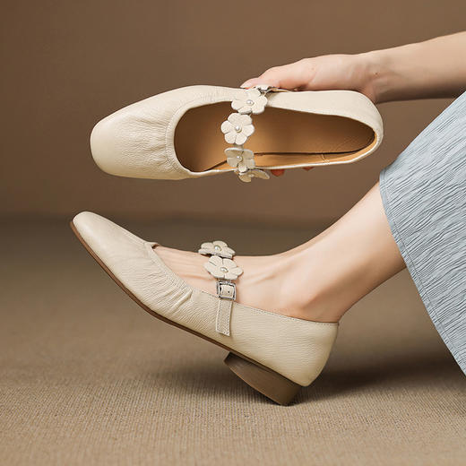 【预售5天】粗跟软羊皮奶奶鞋女春秋新款复古真皮玛丽珍浅口单鞋法式瓢鞋YF&8868 商品图0