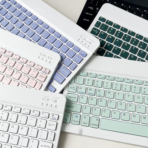 多巴胺色系 智能蓝牙键盘 纤薄轻巧便携 支持多设备连接 多色可选 商品图0