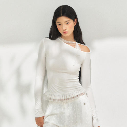 Ariseism 美式复古白色斜肩蕾丝长袖t恤女秋季新款修身上衣 商品图0