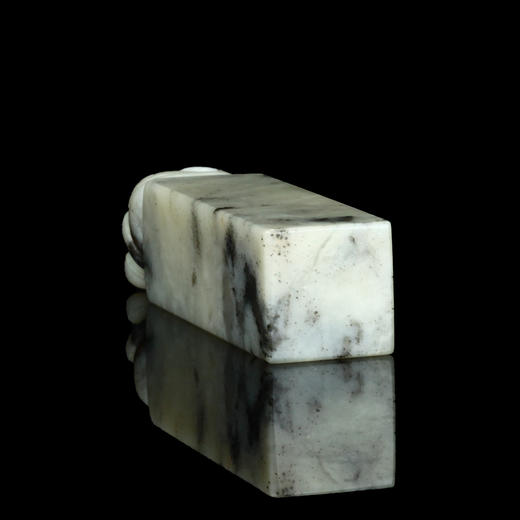 孤品017127-昌化石墨花冻荷花钮方章-2.3*2.3*10.0cm 商品图4