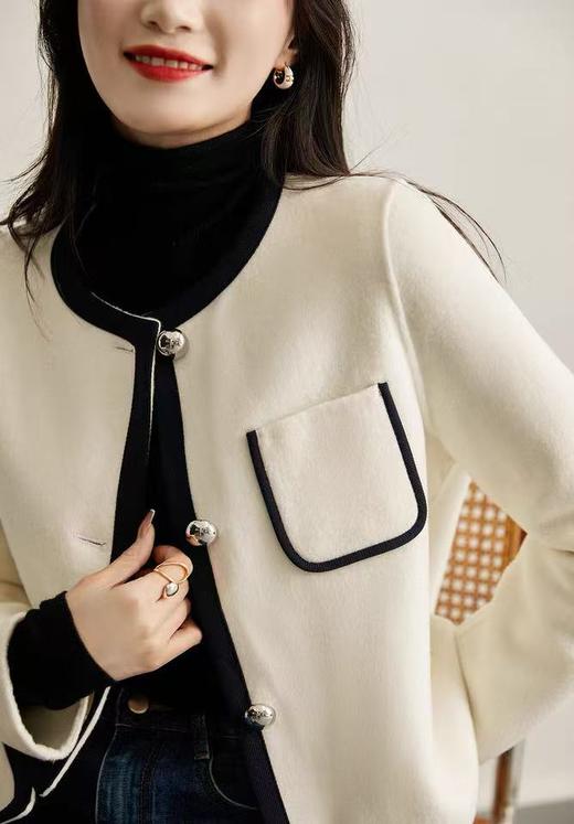 【高端系列】2088款90%超细羊毛➕10%山羊绒短款小香风双面尼大衣-喜出 商品图2