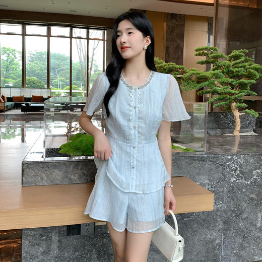 奢姿大码女装2026新款夏季胖妹妹休闲法式衬衫短裤时尚雅致套装9952953467 商品图1