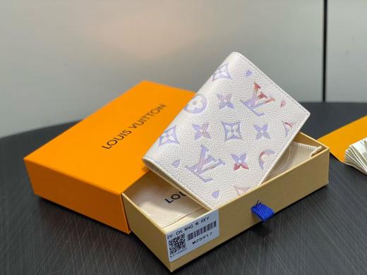 驴家 M25917米白 七夕限定幻彩全皮护照夹护照套（LZ*MM） 商品图9