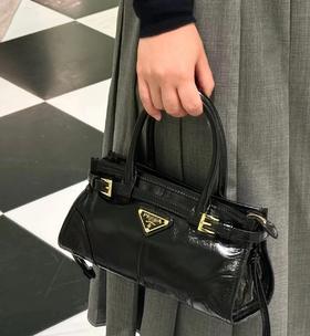 重磅渠道  油蜡皮系列  Bonnie mini手提斜挎包  精致可爱多种背法