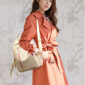 【开学季🔥简约时尚双肩包】科学容量内外兼优，多功能口袋设计，让包包更整洁有序，休闲中学生书包简约时尚背包跨境款女包双肩包QQ