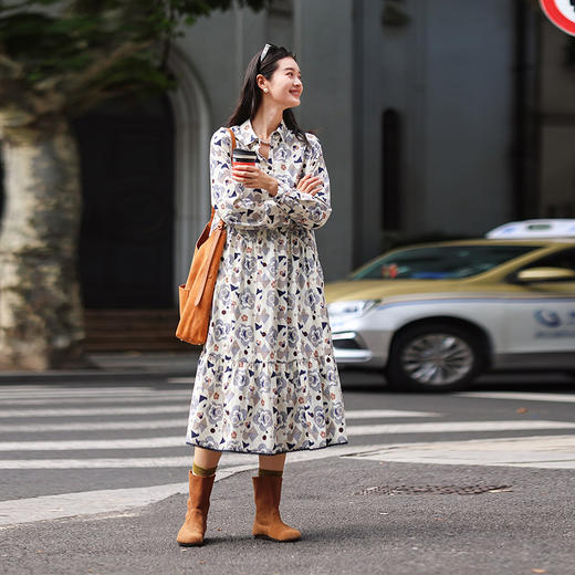 绽放旅行女装524朵/设计感印花分割半开襟小翻领文艺长袖连衣裙秋 商品图0