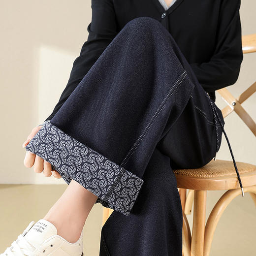 垂顺有型的简约清爽牛仔直筒裤 显瘦不起皱 包容各种腿型 商品图4