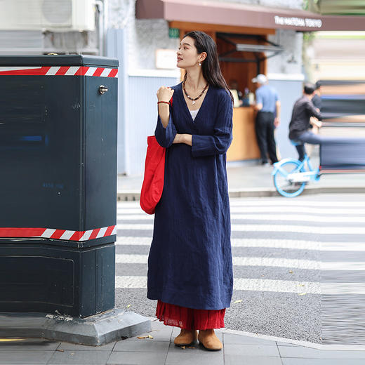 绽放旅行女装506朵/亚麻提花V领插肩文艺长袖气质连衣裙秋季新款 商品图1